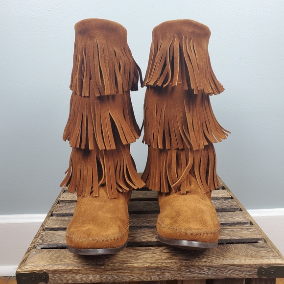 Minnetonka Three-Layer fringe suede boots Size 9 - Picture 5 of 10